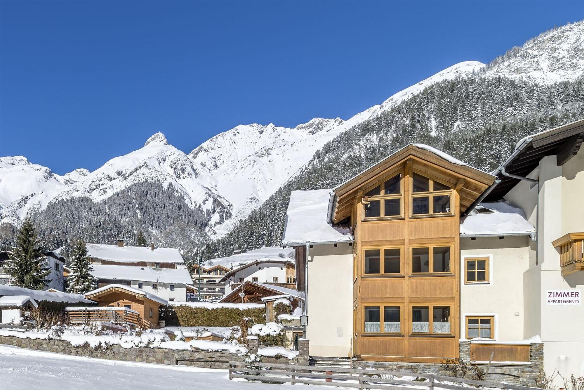 Haus St. Bernard Apartment Pettneu am Arlberg Ngoại thất bức ảnh